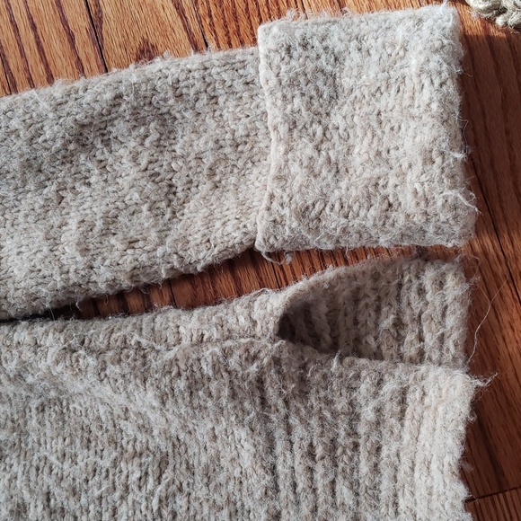 Club Monaco Tan Nubby Textured Sweater | Small - Picture 4 of 4